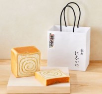 銀座に志かわ清水白桃あん食パン①R5.5.25